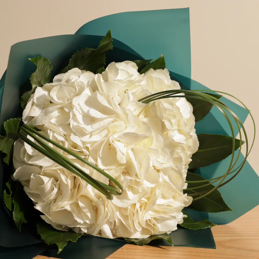 Radiant Hydrangea Flower Bouquet 1