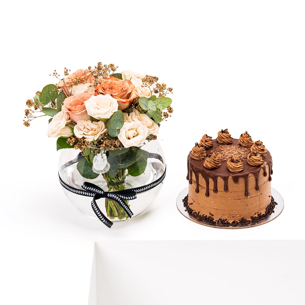 روز كابتشينو | كعكة فيكتوريا شوكليت الصغيرة