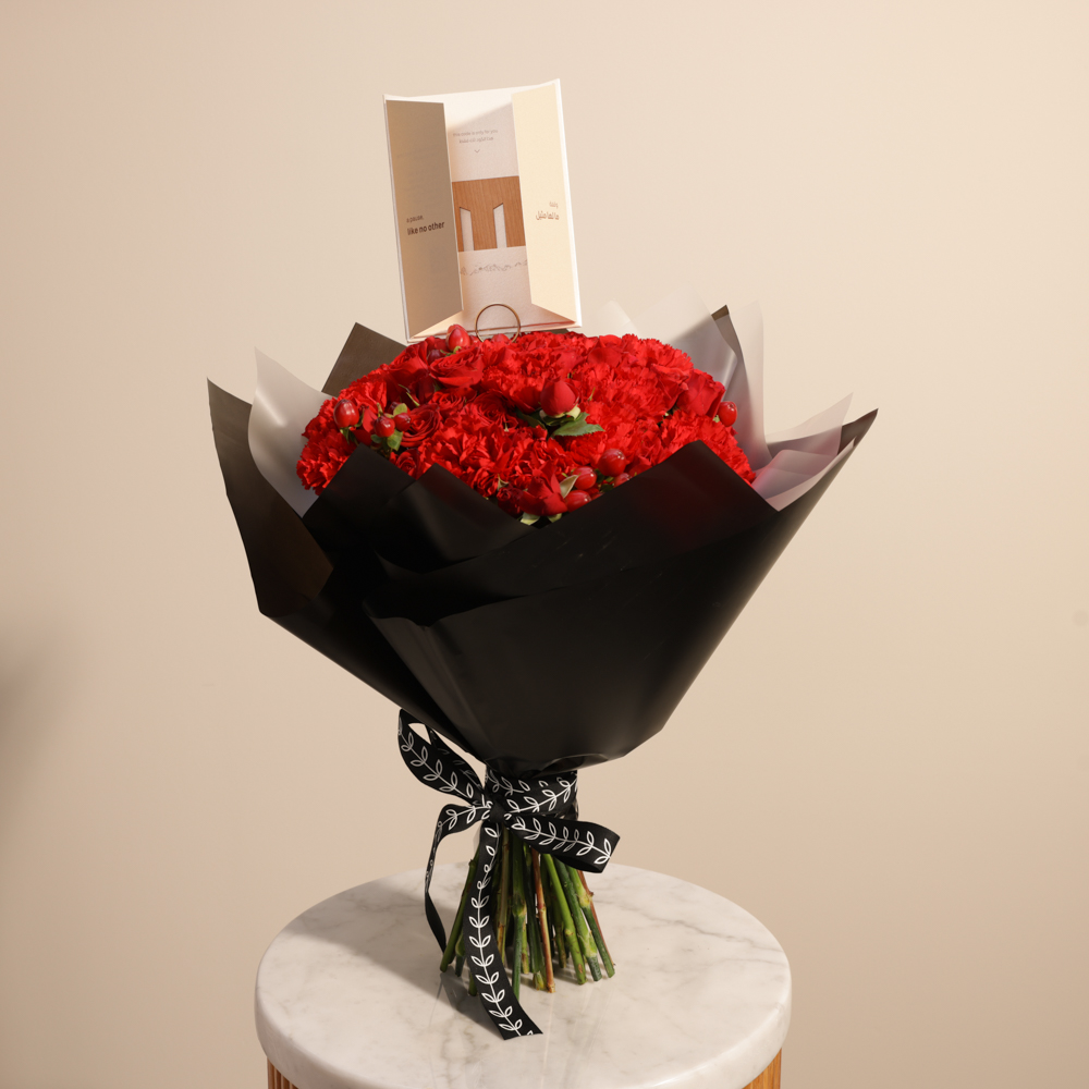 مجموعة إقامة رومانسية من بوزاوي | باقة زهور