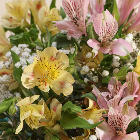 Sparkling Flowers Bouquet