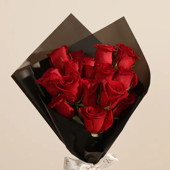 Red Signature Roses Bouquet | 15 Flowers