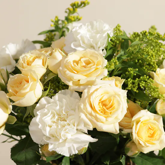 Delicate Shine Flower Vase