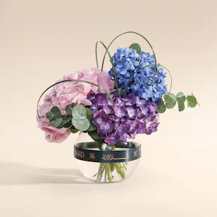 Cloud Atelier Hydrangea Vase