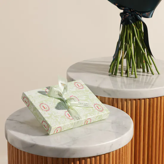 Ladurée Iconic Eugenie Box | Charming Bouquet