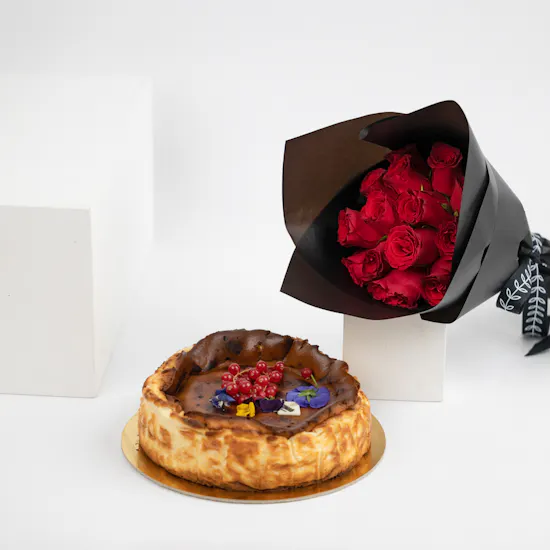 Nomad Cake | 15 Red Roses