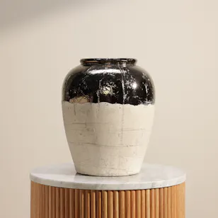 Floward Cylindrical Unique Pottery Vase Floward Cylindrical Unique Pottery Vase