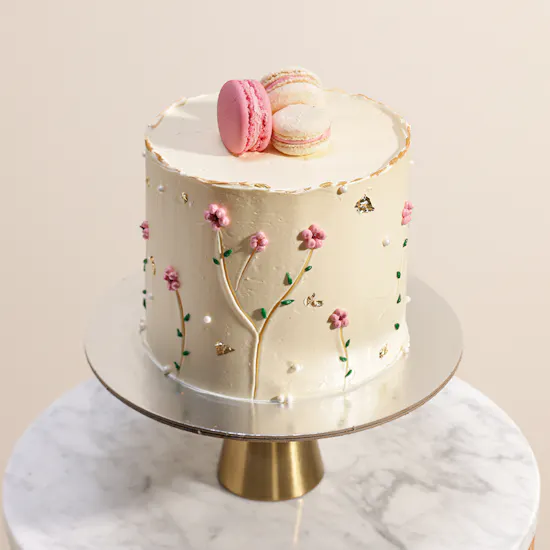 Floward Flowers with Macrons Cake
