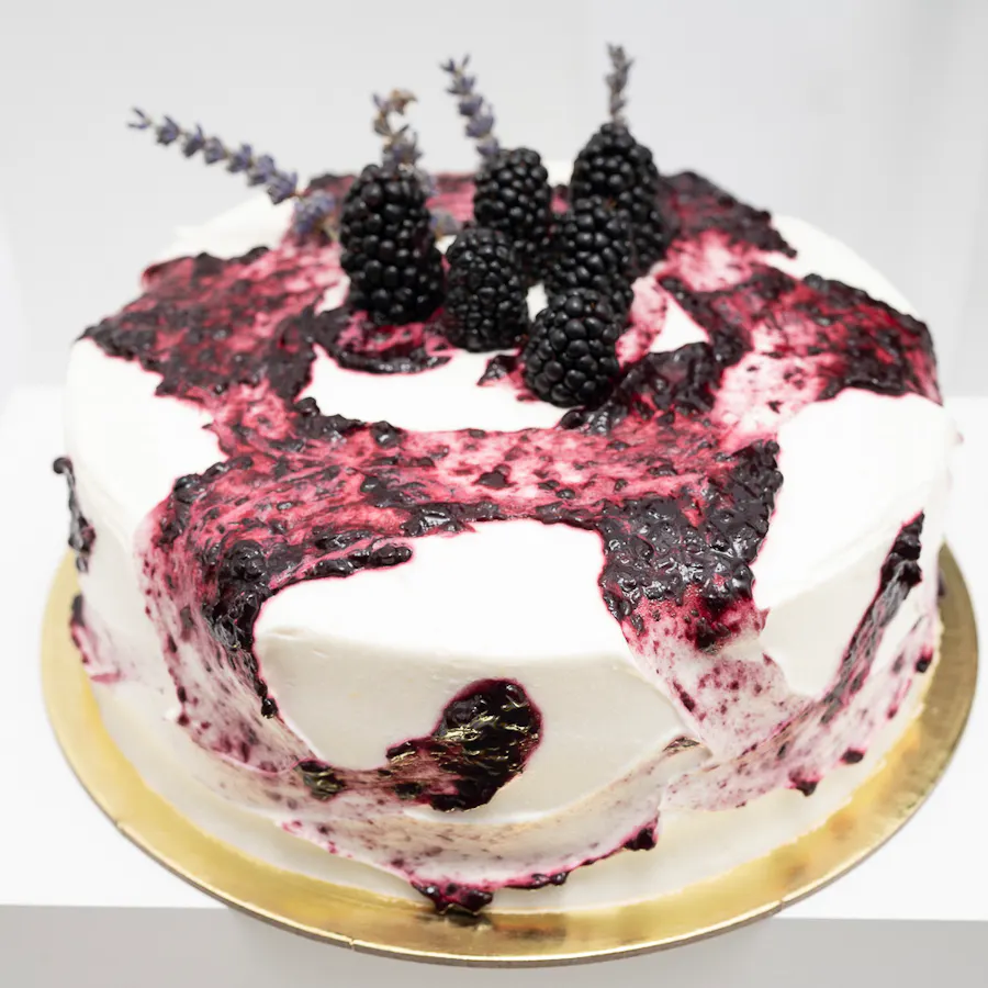 Sucre de Nada Lavender Cake | Soft Blooms 6