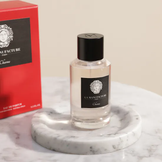 عطر شارم او دى بارفيوم للجنسين من لا مانوفاكشر | 100 مل