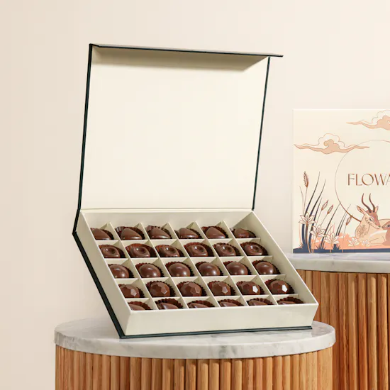 Floward Tender Heart Medium Chocolate Box