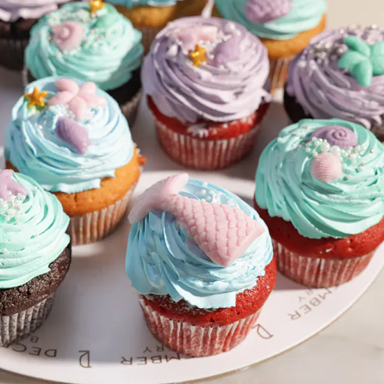 December Cake Mermaid Cupcakes