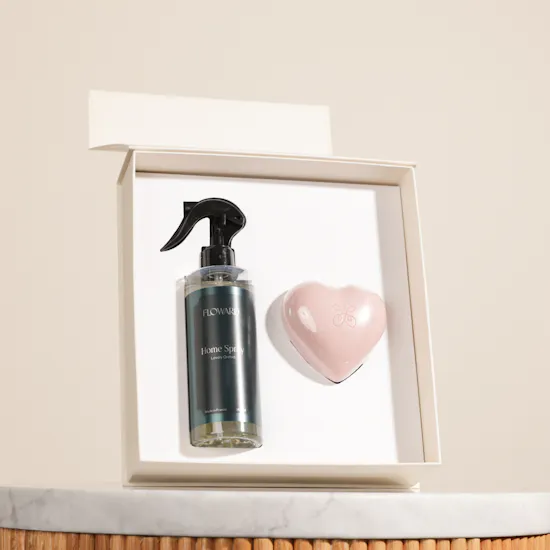 Floward Home Spray and Heart Soap Gift Set