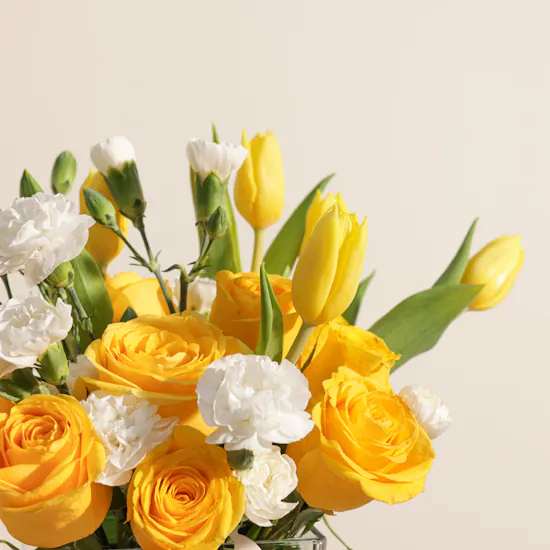 Ethereal Bliss Flowers Vase