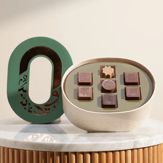 Otantik Sweets Oval Small Chocolate Box