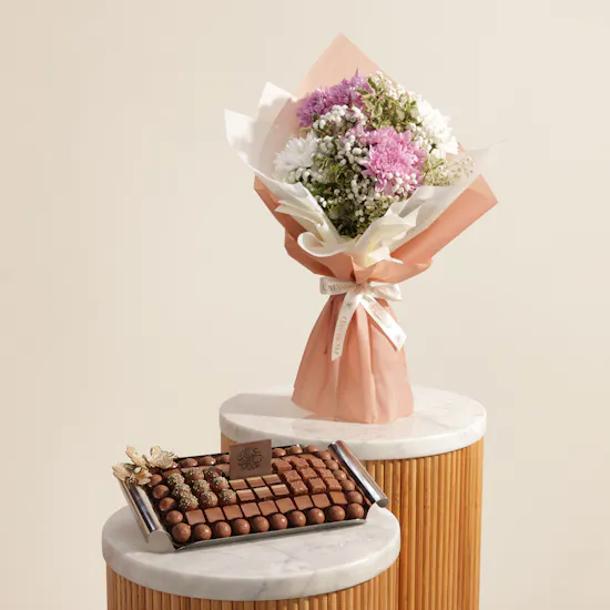Sweetzerland Eid Mubarak Butterfly Chocolate Tray | Serenity Flowers Bouquet