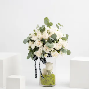 White Floral Centerpiece