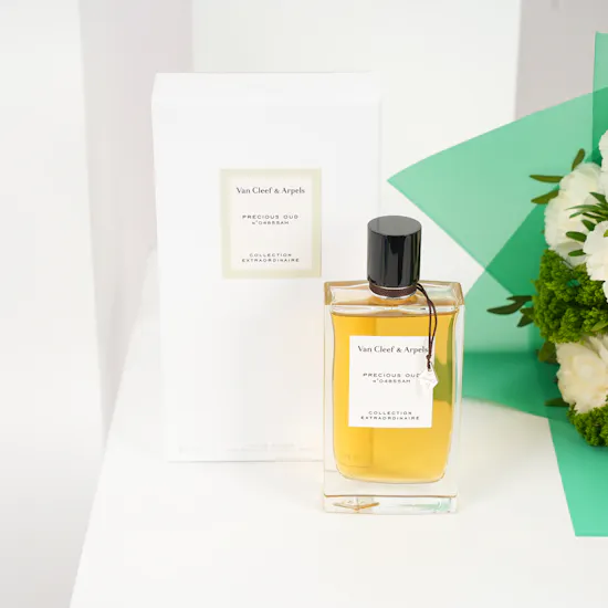 Van Cleef And Arpels Precious Oud for Women | Carnations