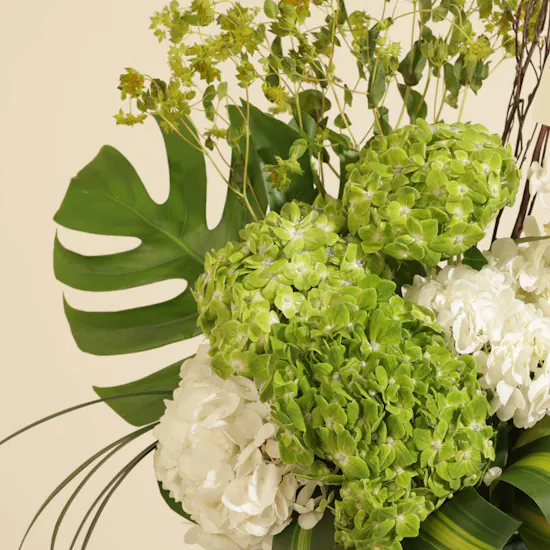 Verdant Sculpture Flower Vase