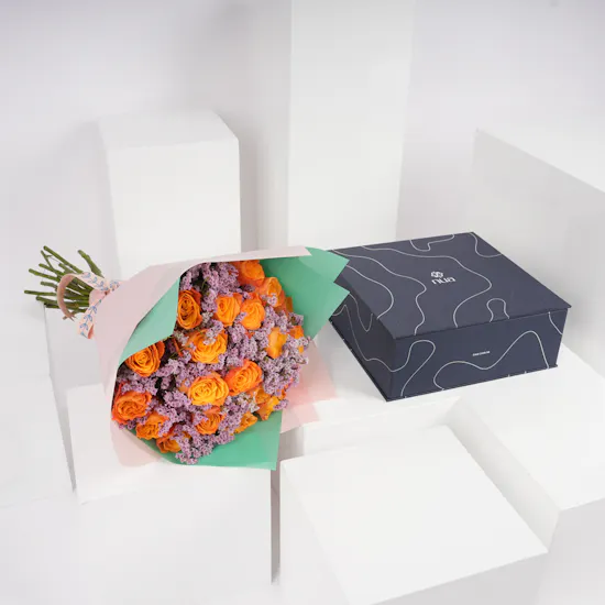 Nua Large Signature Box | Orange Roses