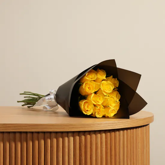 Floward Small Mix Chocolate Box | Sunshine Beauty Flowers