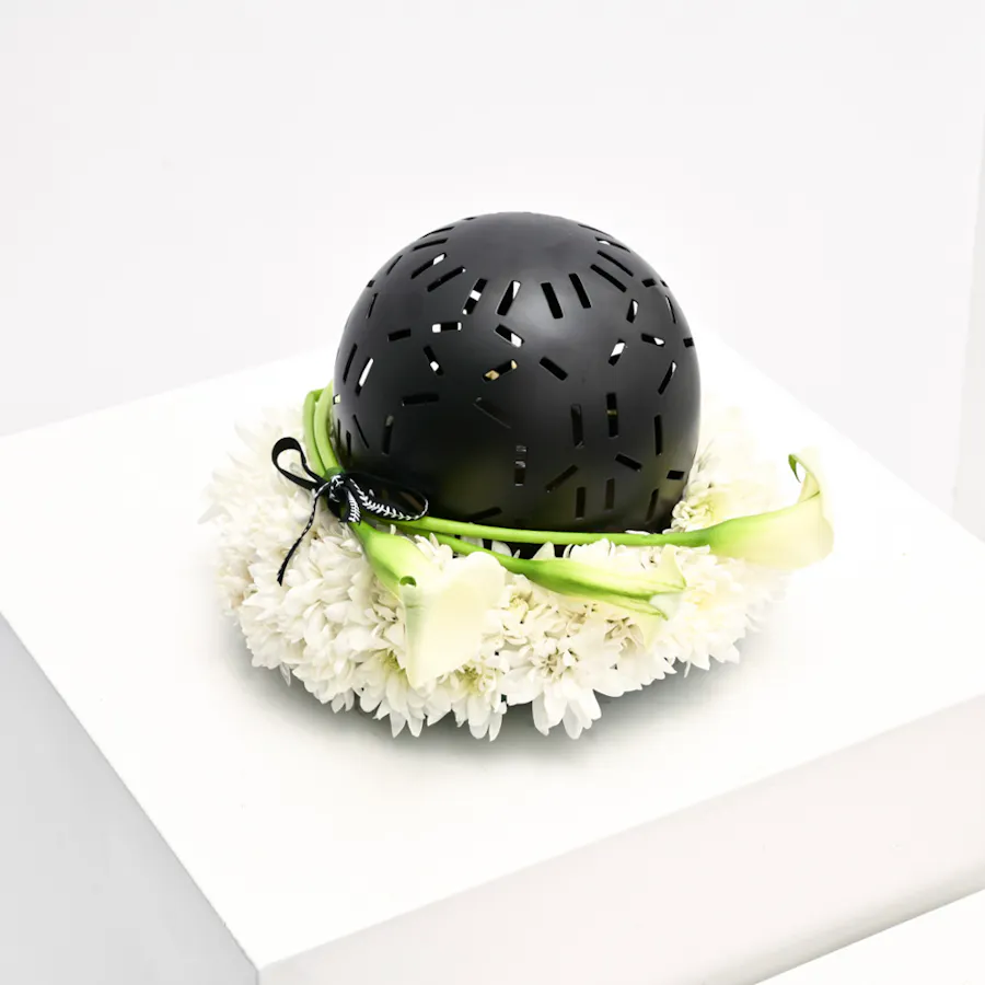 Blends Black Incense Burner with Blooms   3