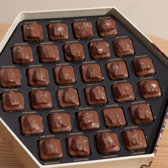 Hanoverian Salted Pecan Chocolate Box