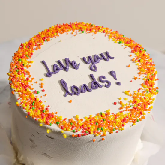 Nino's Chocolate Cake | White Chrysant Bouquet