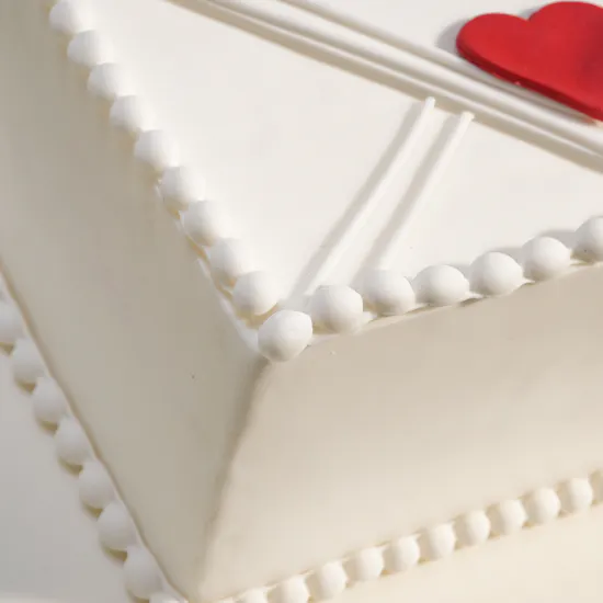 Floward Love Mail Cake