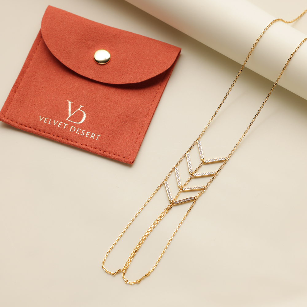 Velvet Desert Tulum Hand Chain