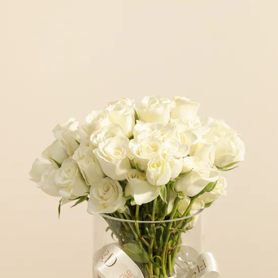 Miss L by L'azurde Zodiac Necklace | Bold Admiration Flowers Vase