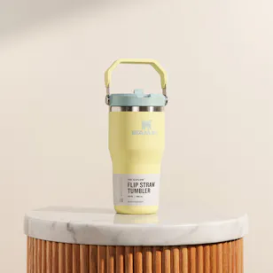 Stanley Classic IceFlow™ Flip Straw Tumbler | Grapefruit