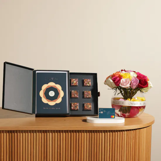 Floward Card 35 BHD and Chocolate Box | Spirits of Petals