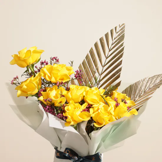 Floward Super Dad Cake | Radiant Bliss Flower Bouquet