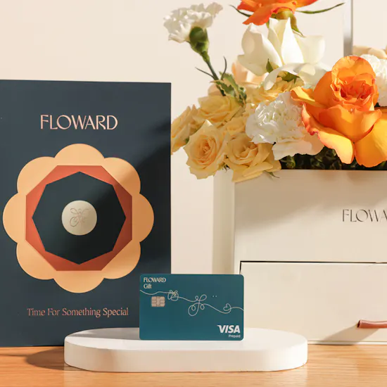 Floward Card 50 KWD | Birthday Chocolates and Flowers Box