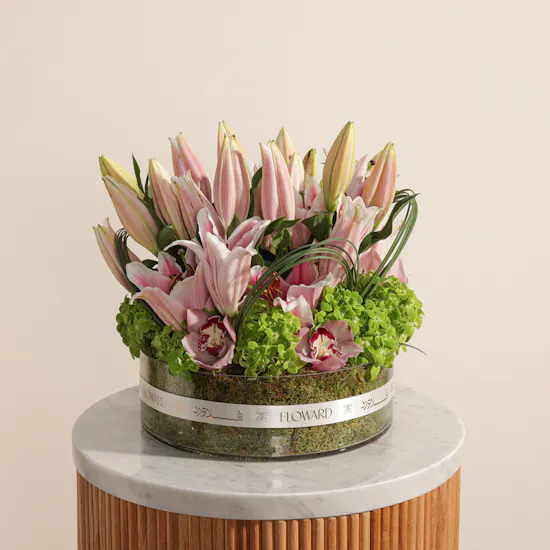 Festive Fragrance Flowers Vase