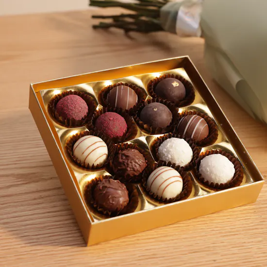 Bateel National Day Chocolates Box | Flowers Bouquet