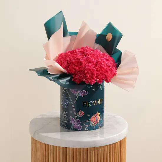 Unique Fuchsia Carnation Box | 35 Flowers