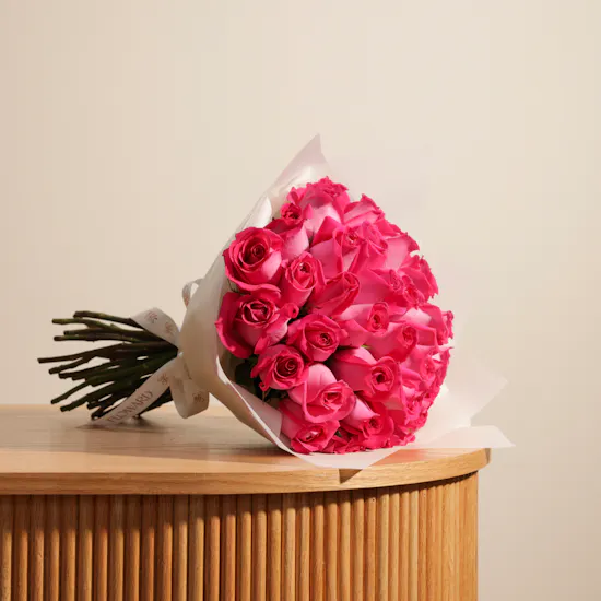 Fuchsia Roses Bouquet | 35 Flowers
