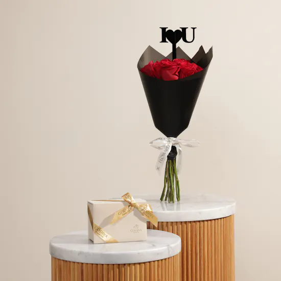 Godiva Royal Beige Small Chocolate Box | I Love You Flower Bouquet