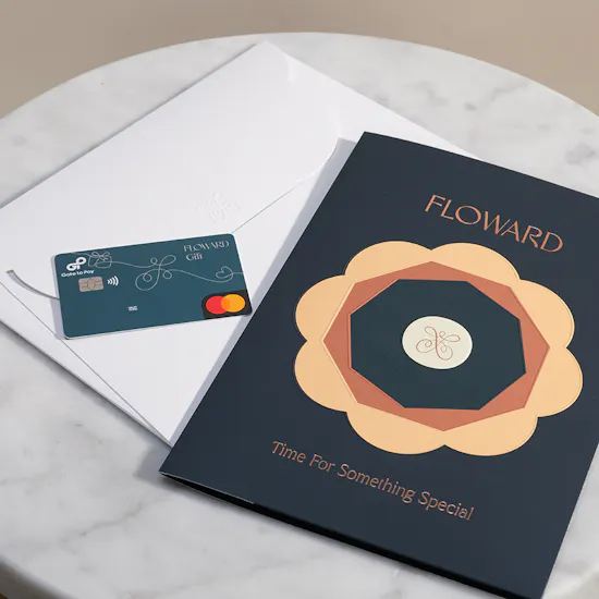 Floward 1000 USD Card | Elegant Roses Bouquet
