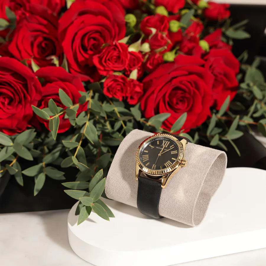 Michael Kors Women's Black Leather Watch | Red Roses Bouquet 4