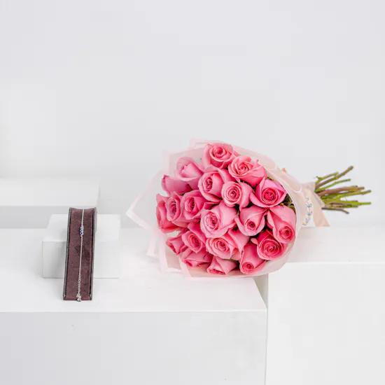 Felizmoda Blue Dots Bracelet | Rose Revival Bouquet