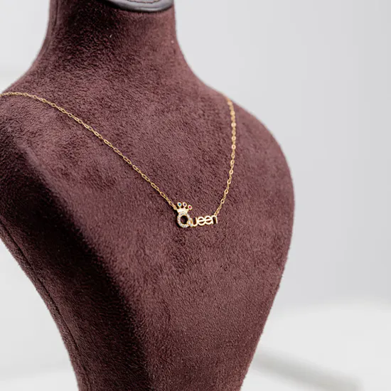 L'azurde Queen Necklace | White Rose Vase