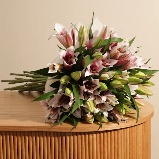 Soft Pink Lilies Bouquet | 25 Flowers