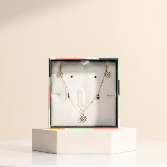 Miss L' Flower Chain Gold Necklace