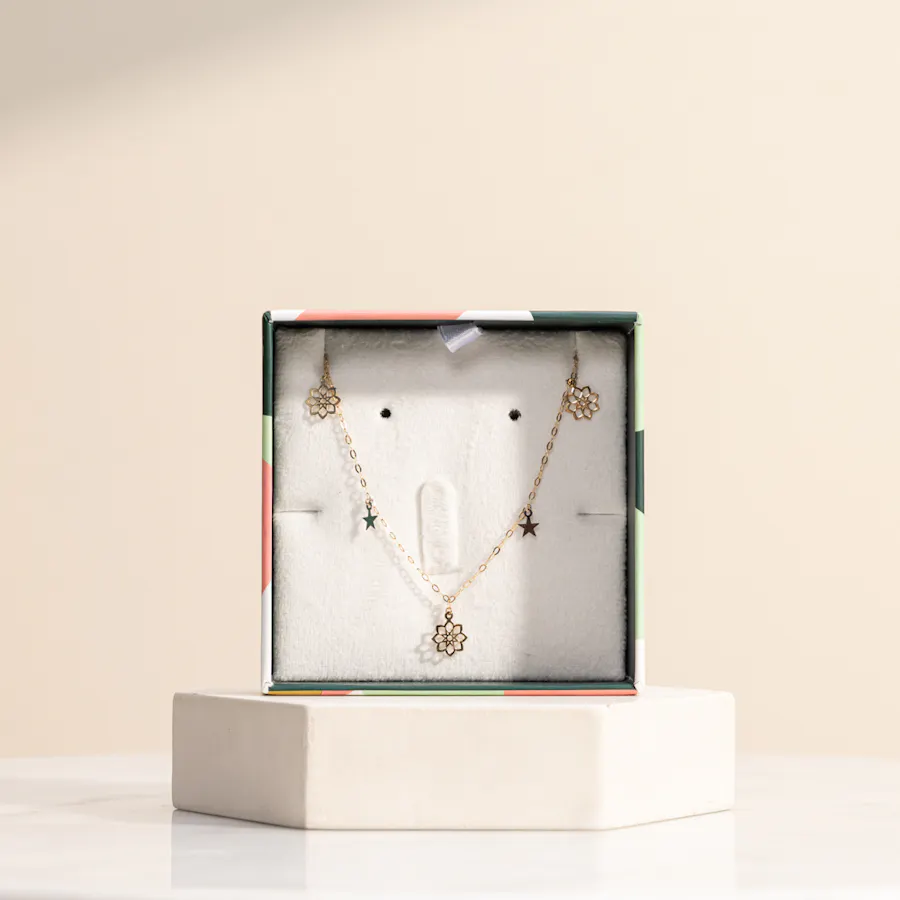Miss L' Flower Chain Gold Necklace 4