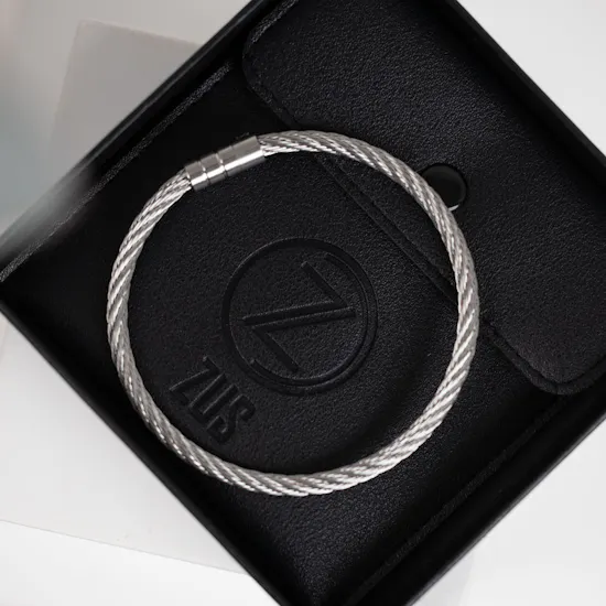Zus Men Bracelet | Red Roses Bouquet