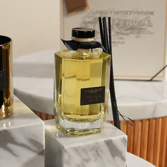 Atelier Rebul Vanilla Noir Home Fragrance Gift Set