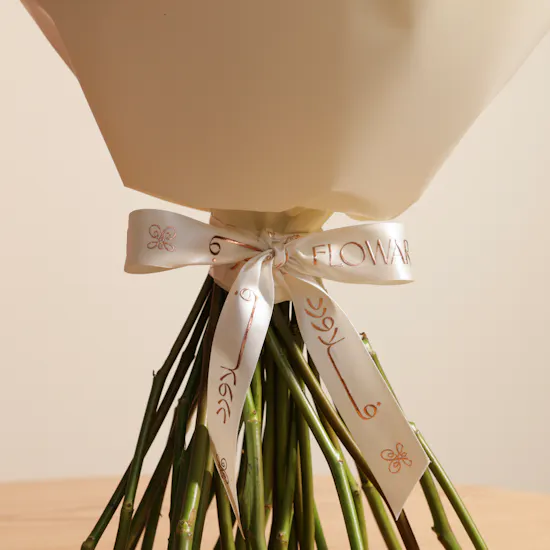 Pink Roses Bouquet | 35 Flowers