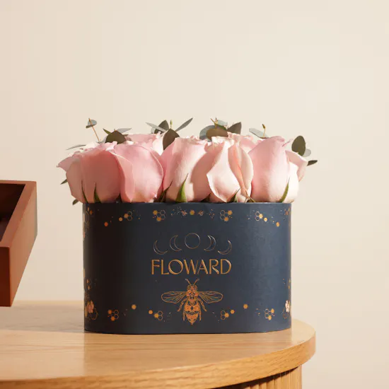 Levo Personalized Orbit of Poise Serving Chocolate Box | Beauty Flowers